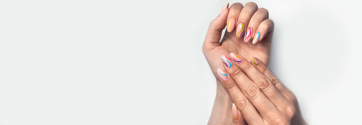 PROtutorial: 90's look swirl nails
