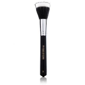 Make-up Studio Nr. 36 Foundation Polish Brush